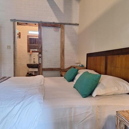 Oma Joglo Jimbaran Hotel Екстериор снимка